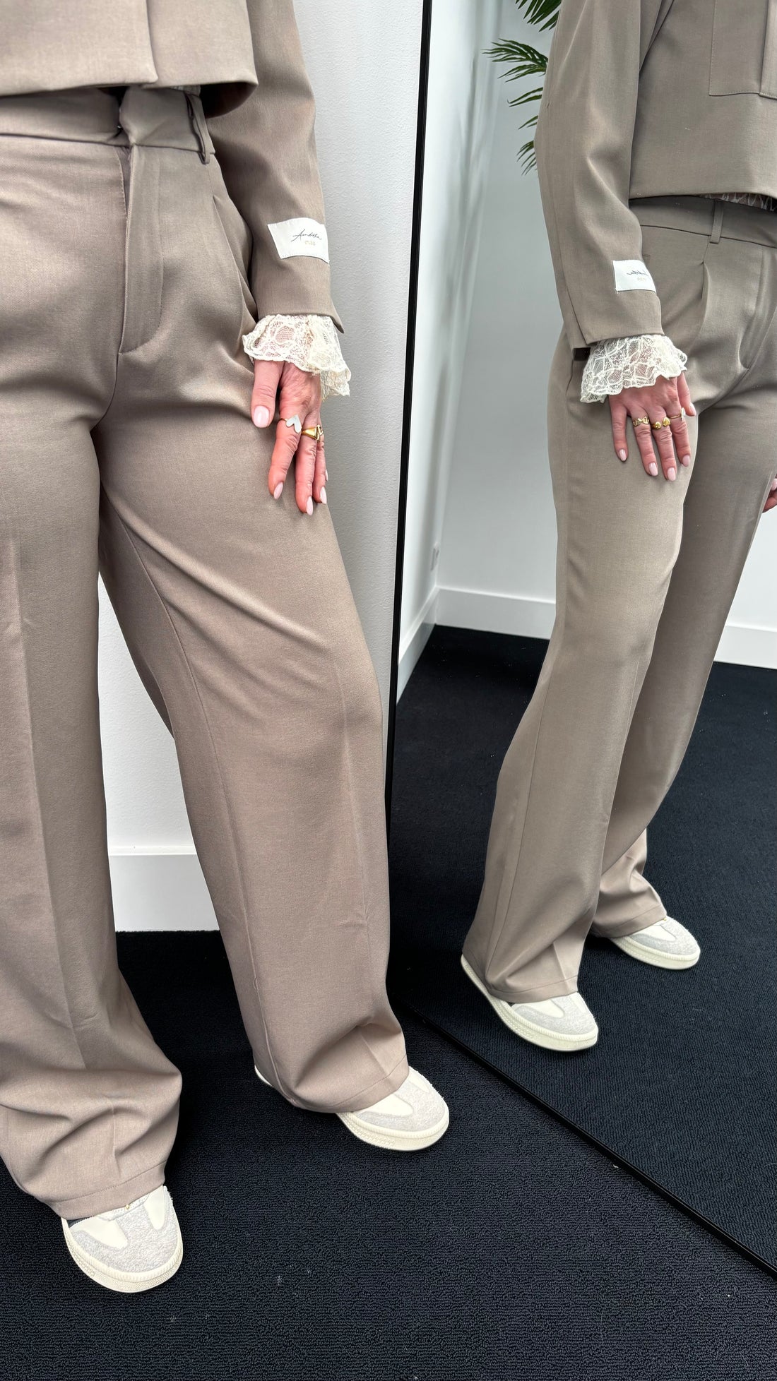 Ambika Studio Pantalon Taupe