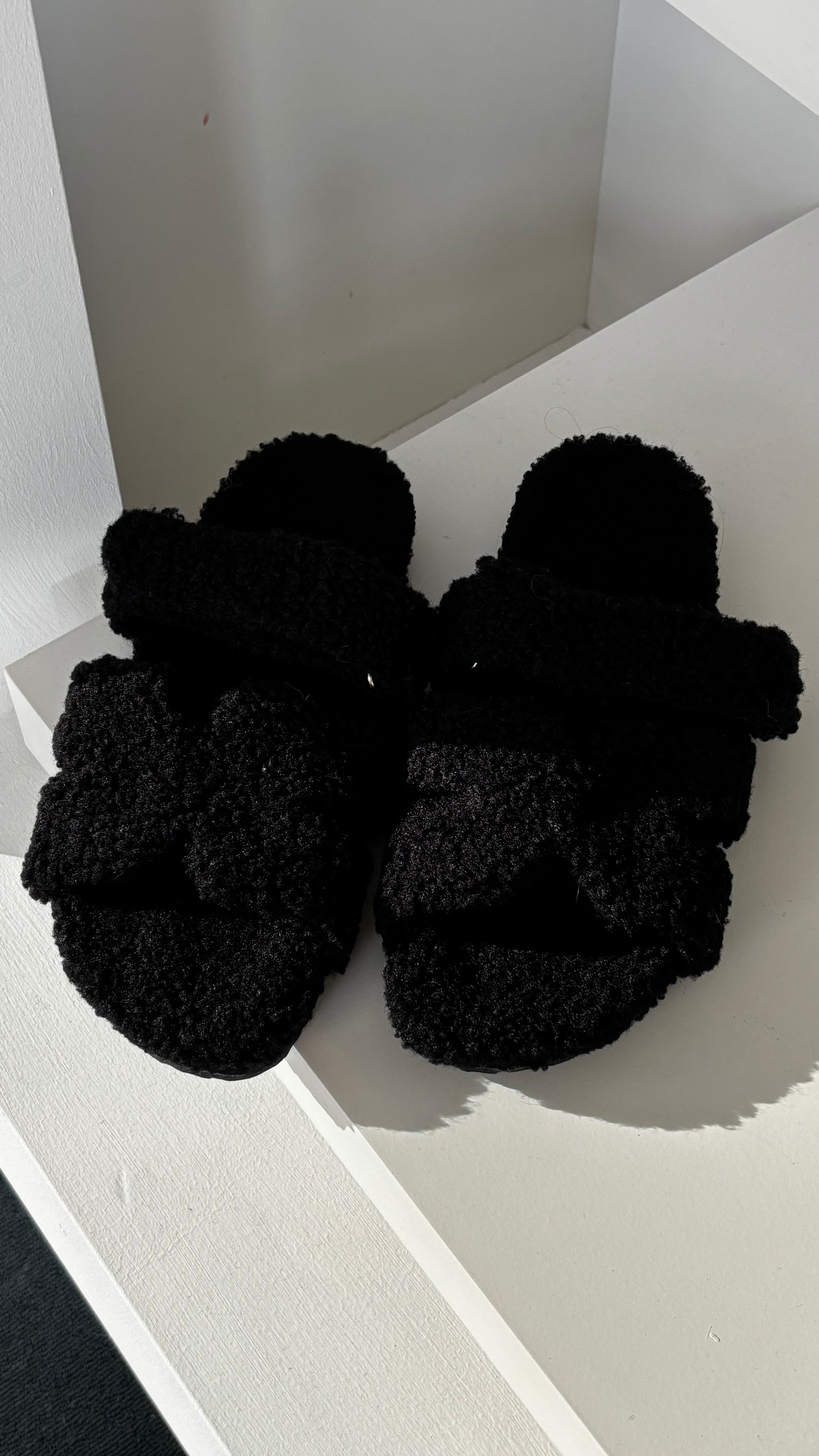 Teddy Slides Black