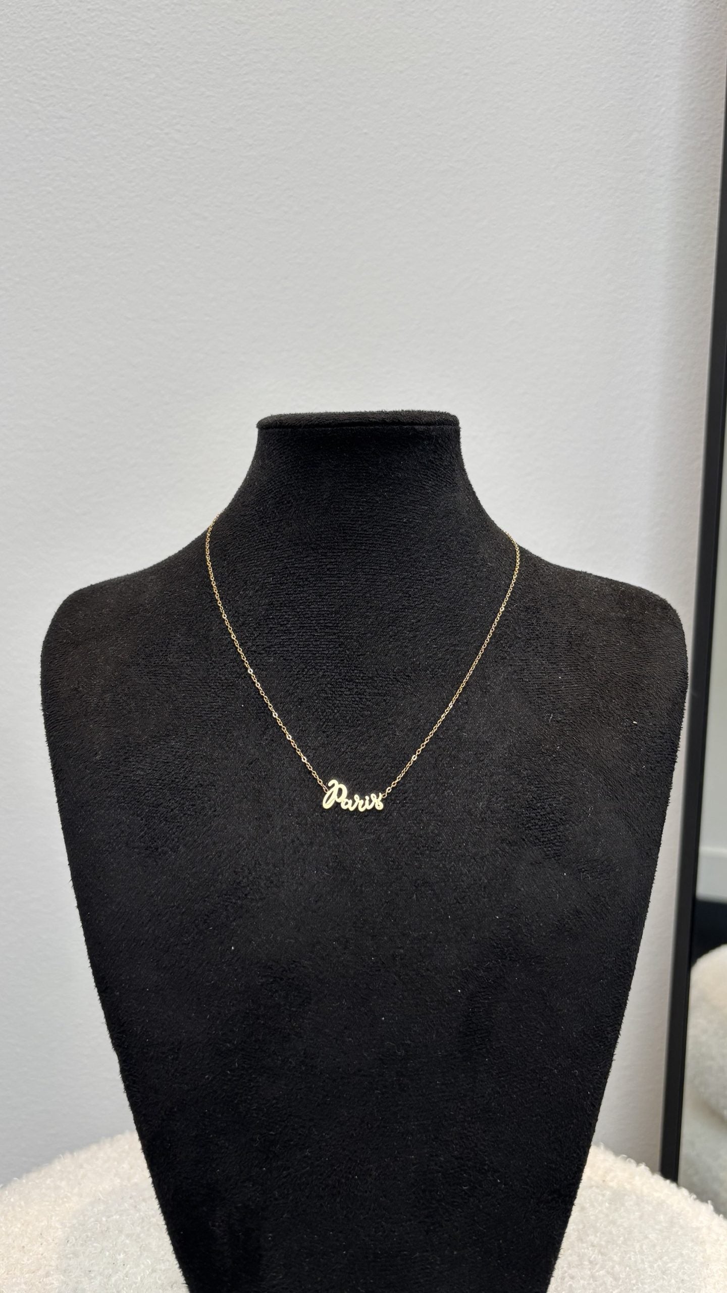 Paris Necklace Gold